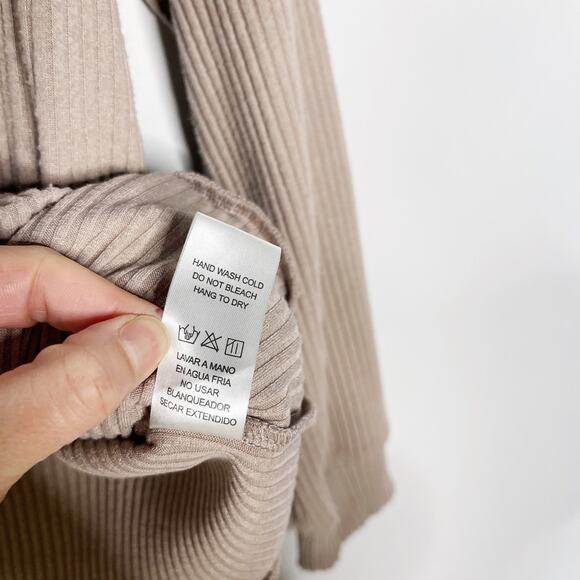 Doe & Rae Womens Small S Brown Ribbed Long Sleeve Lace Up Back Top Cozy Soft - Picture 8 of 8